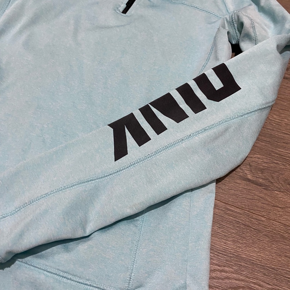 ❌SOLD❌PINK 1/4 zip - Picture 4 of 6